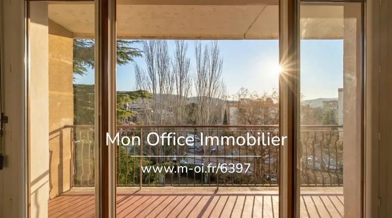 Appartement - 86 m² - 4 pièces