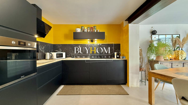 Maison - 190 m² - 5 pièces