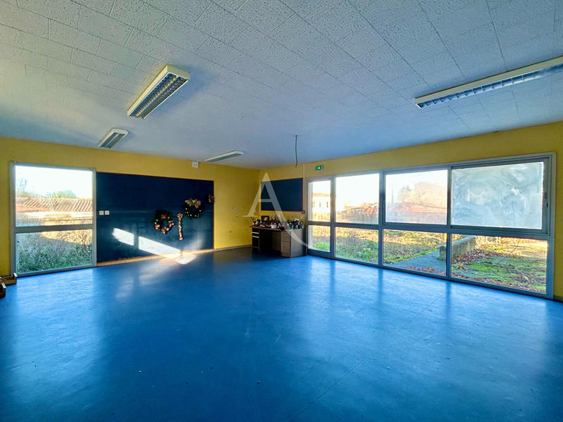 Maison - 90 m² - 2 pièces