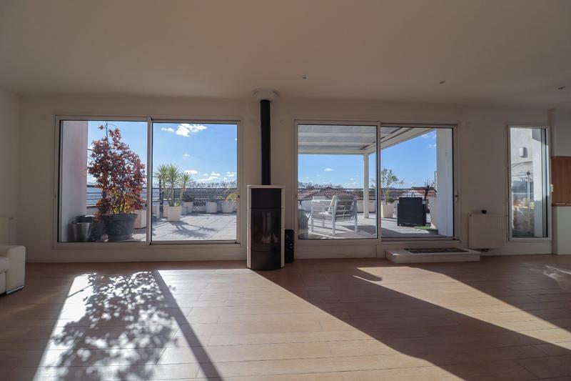 Appartement - 96 m² - 3 pièces