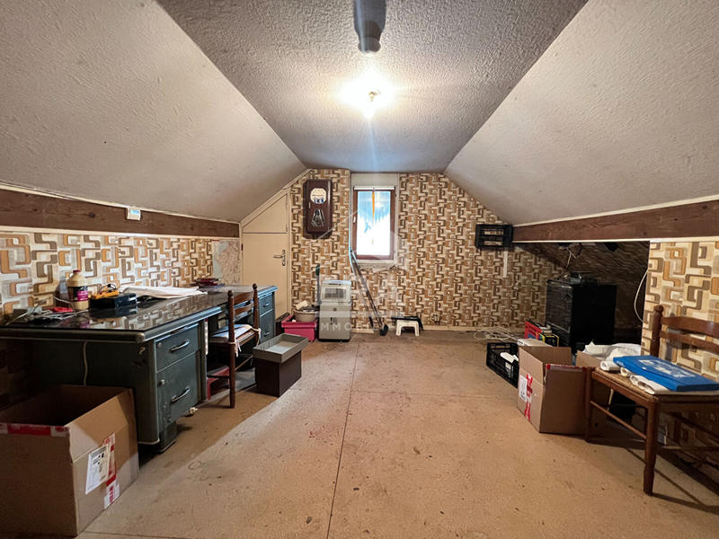 Maison - 103 m² - 5 pièces