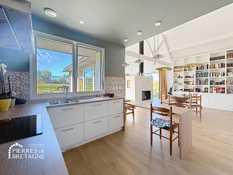 Maison - 190 m² - 8 pièces