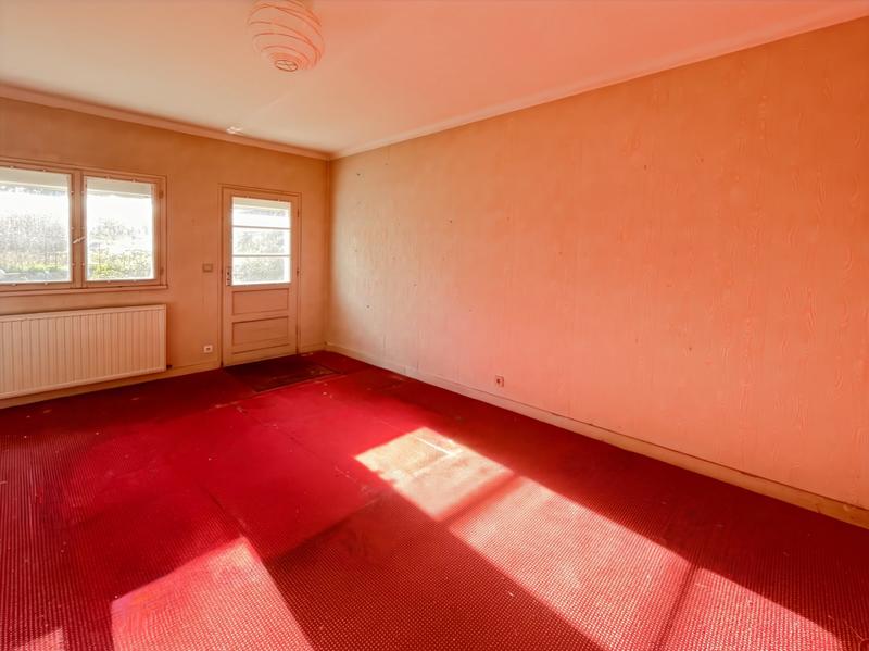 Maison - 239 m² - 8 pièces