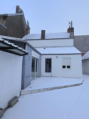 Maison - 95 m² - 5 pièces