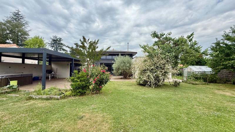 Maison - 190 m² - 7 pièces