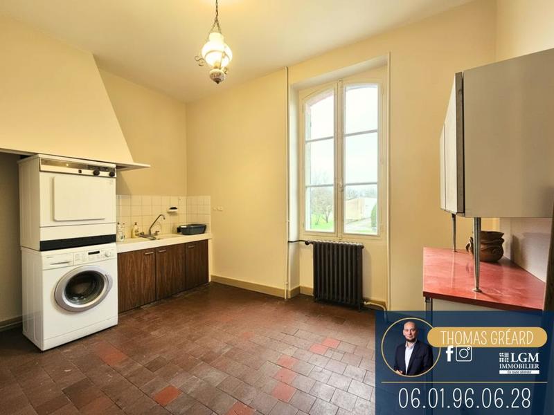 Propriété - 282 m² - 9 pièces