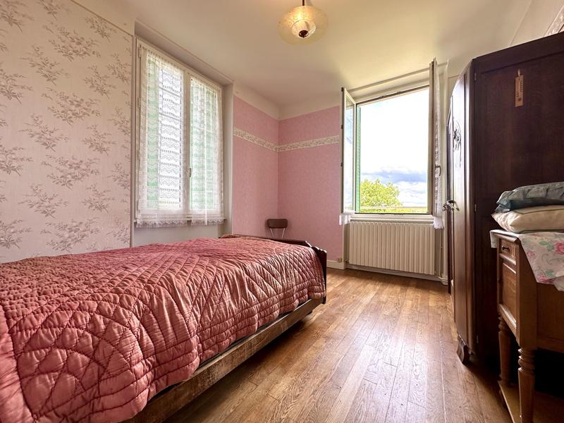 Maison - 122 m² - 6 pièces