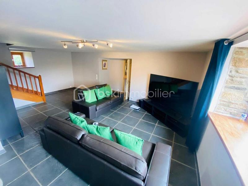 Maison en pierre - 201 m² - 8 pièces