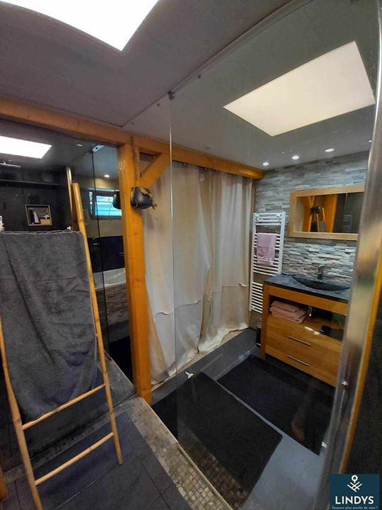 Maison traditionnelle - 140 m² - 7 pièces