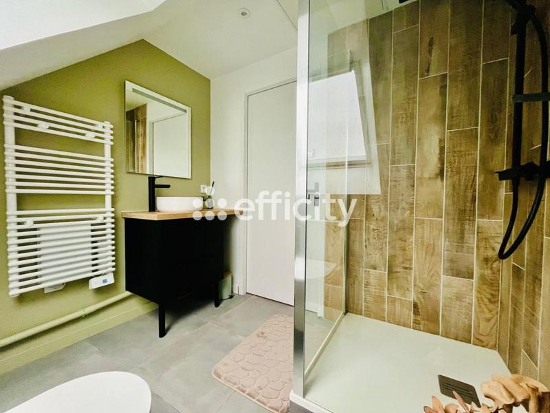 Maison - 148 m² - 7 pièces