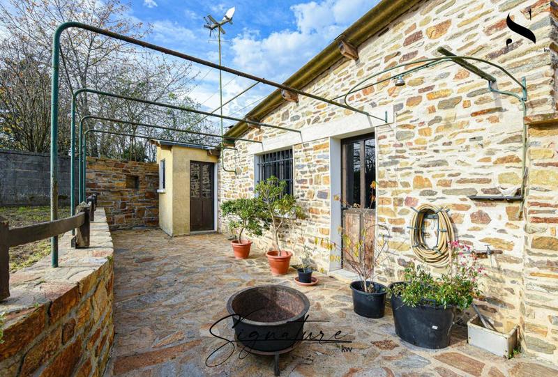 Maison - 163 m² - 8 pièces