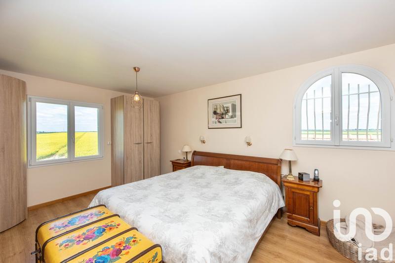 Maison - 180 m² - 5 pièces