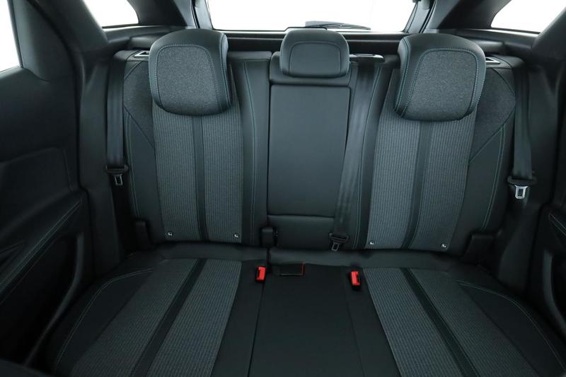 Peugeot 3008 1.5 Blue-HDi Allure Pack 130 ch