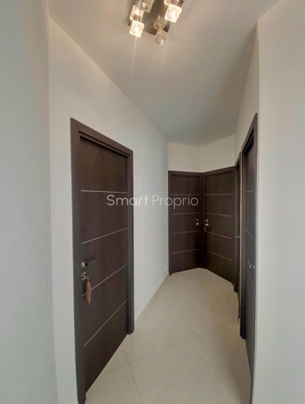 Propriété - 250 m² - 6 pièces