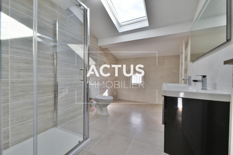 Maison - 117 m² - 5 pièces