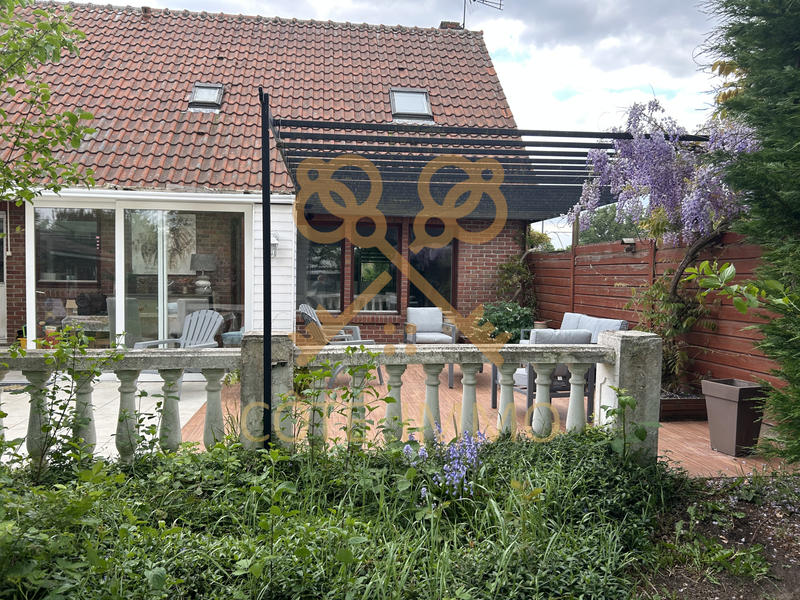 Maison - 135 m² - 6 pièces