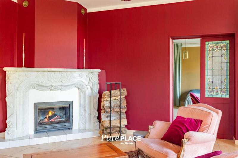 Maison - 390 m² - 7 pièces