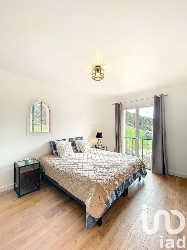 Maison - 127 m² - 5 pièces