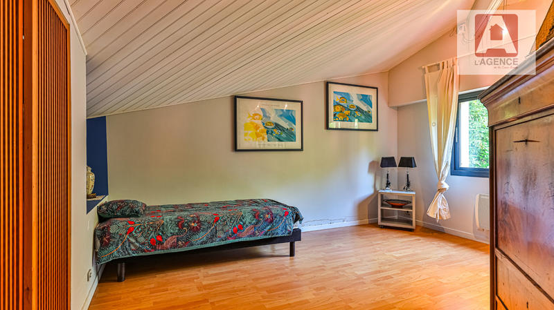 Maison - 170 m² - 5 pièces