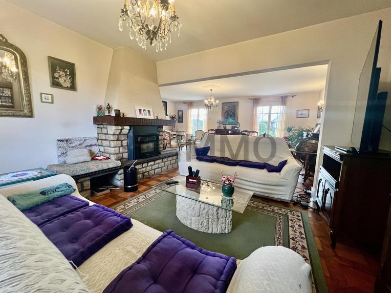 Maison ancienne - 149 m² - 7 pièces