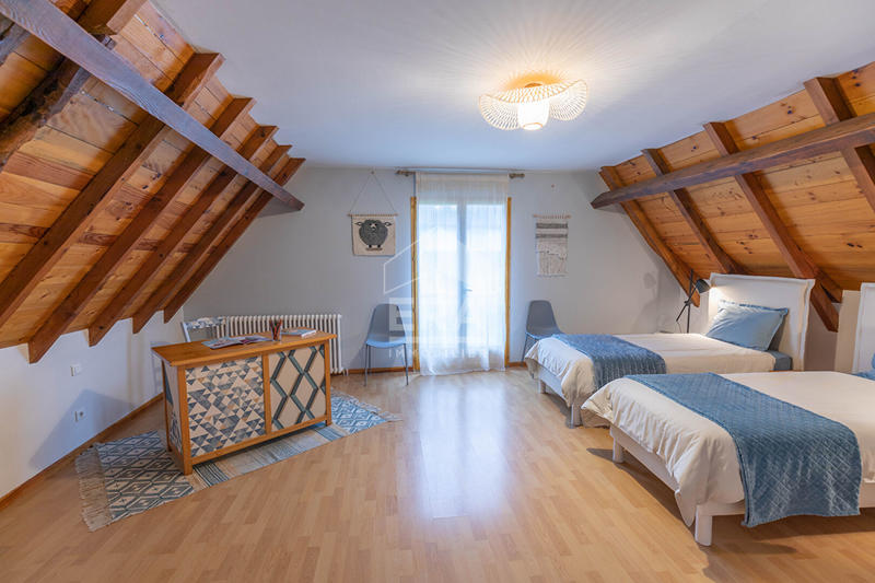 Maison - 128 m² - 6 pièces