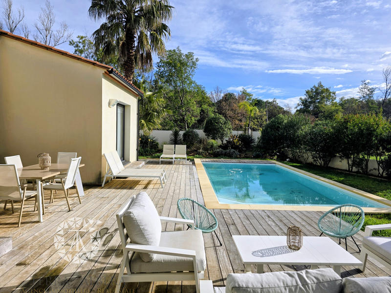 Villa - 209 m² - 7 pièces