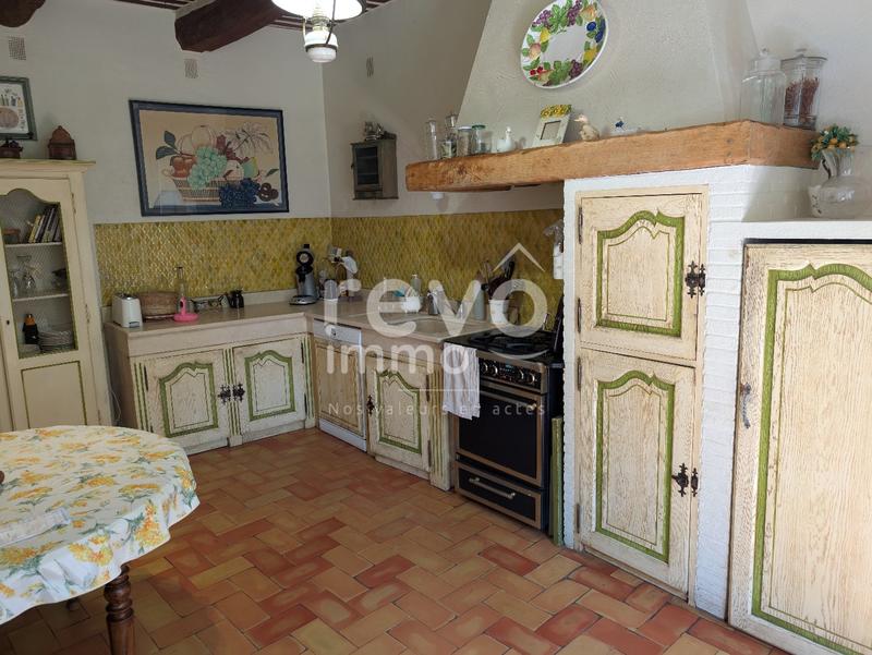 Maison - 190 m² - 8 pièces