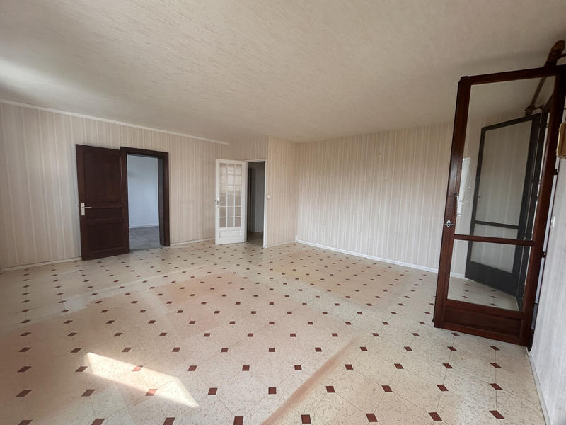 Appartement - 82 m² - 4 pièces