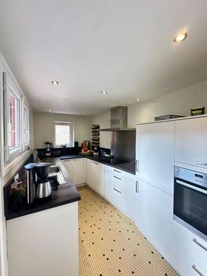 Maison - 141 m² - 5 pièces