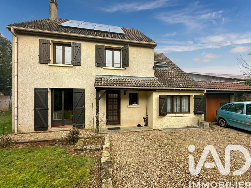 Maison - 121 m² - 6 pièces