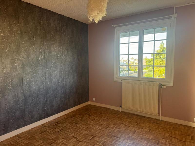 Maison - 121 m² - 6 pièces