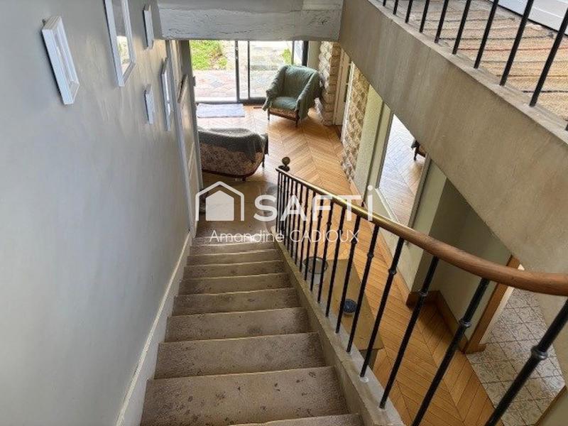 Maison - 350 m² - 5 pièces