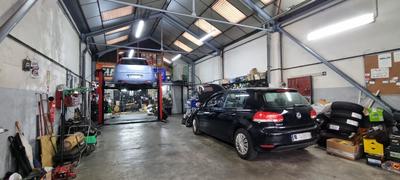 Fonds de commerce - Local commercial - 120 m²