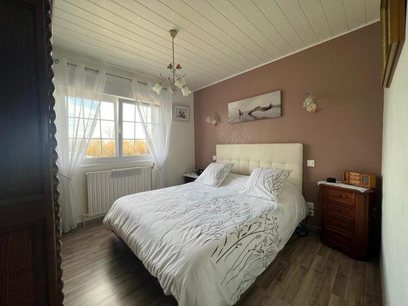 Maison - 111 m² - 9 pièces