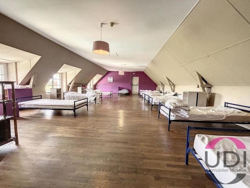 Immeuble - 1 500 m² - 19 pièces