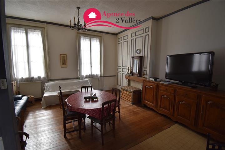 Maison - 98 m² - 6 pièces