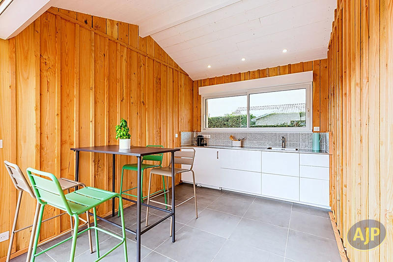 Maison - 138 m² - 7 pièces