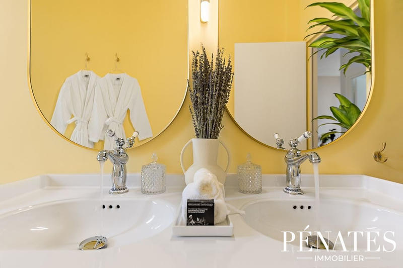 Appartement - 81 m² - 4 pièces