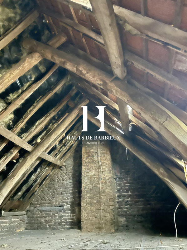 Maison - 100 m² - 6 pièces