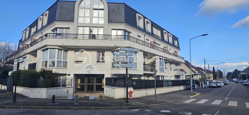 Studio - 27 m² - 1 pièce