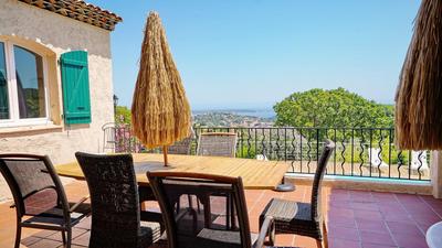 Villa - 270 m² - 6 pièces