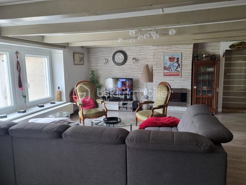 Corps de ferme - 574 m² - 15 pièces