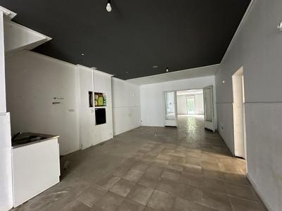 Local commercial - 165 m²