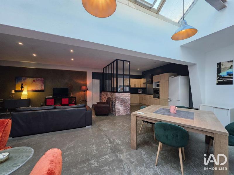 Appartement - 98 m² - 2 pièces