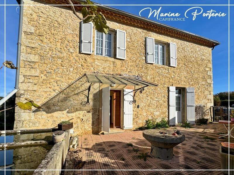 Maison en pierre - 200 m² - 7 pièces