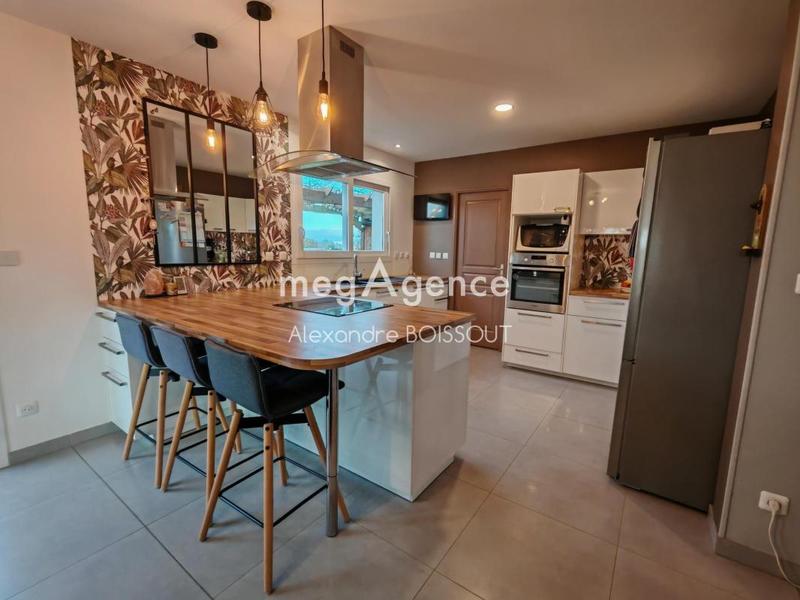 Maison - 134 m² - 5 pièces