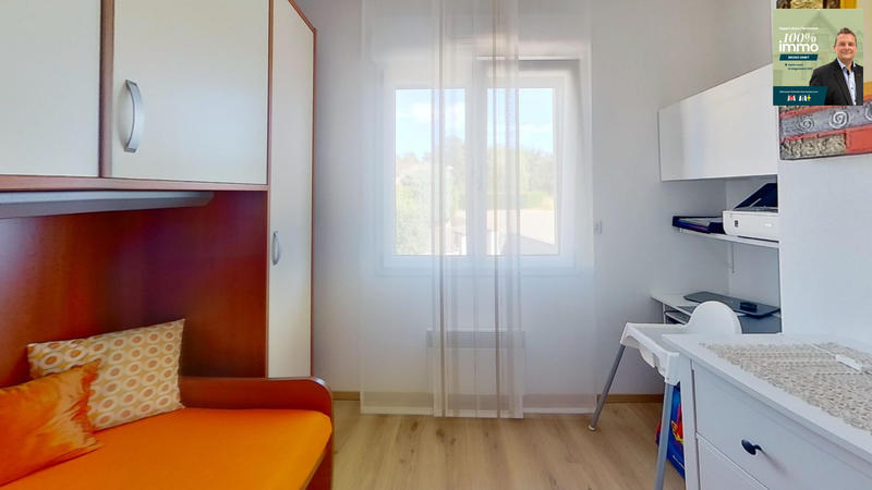 Maison - 260 m² - 6 pièces