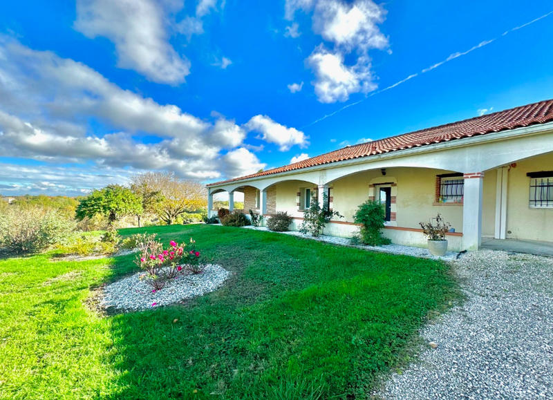 Propriété - 293 m² - 12 pièces