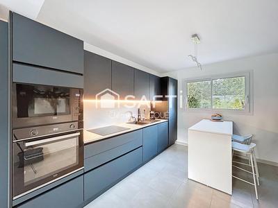 Maison - 145 m² - 7 pièces