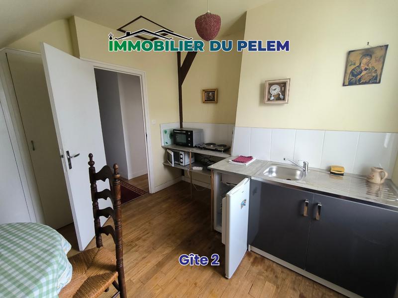 Maison - 208 m² - 9 pièces